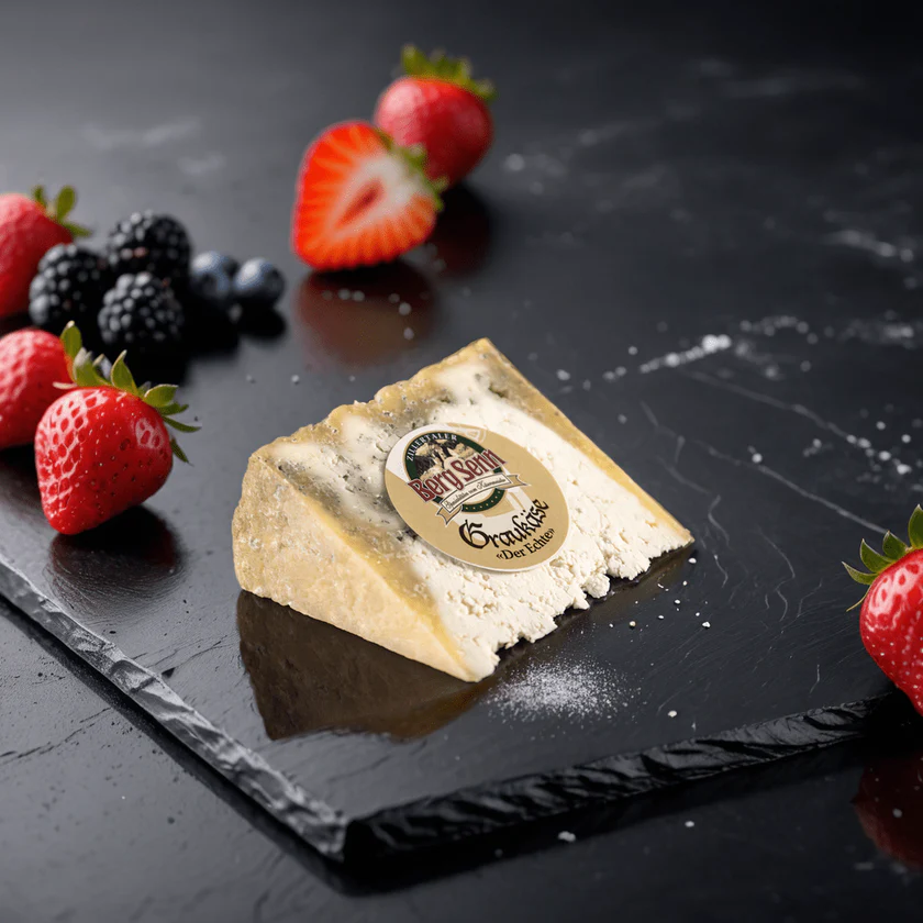 Herstellung im Detail: Wie der Zillertaler Graukäse traditionell produziert wird